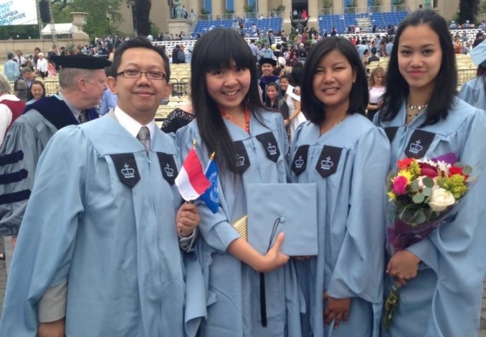 Grace (second from left) posed with her fellow graduates from Teachers College, Columbia University, New York.